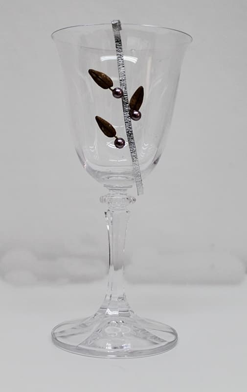 Ποτήρι με στόλισμα μεταλλική βέργα και φύλλα ελιάς